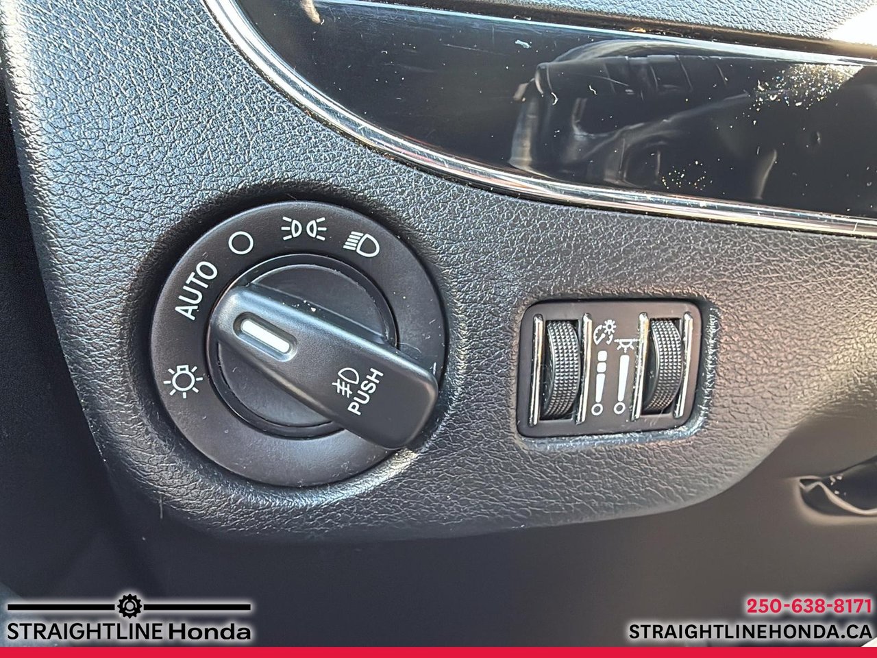 2020 Dodge Grand Caravan Premium Plus-12