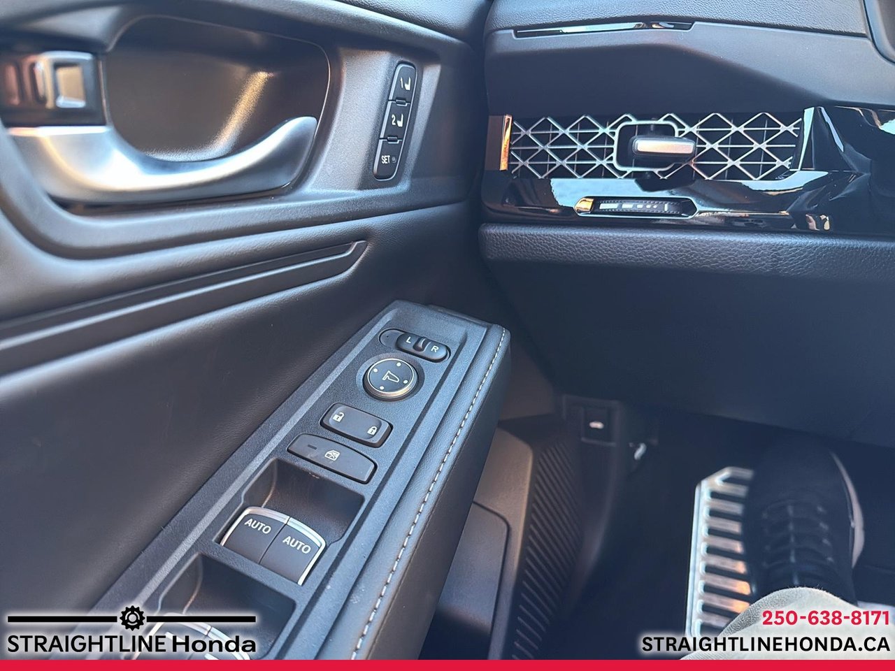 2025 Honda Accord Hybrid SPORT-L-13