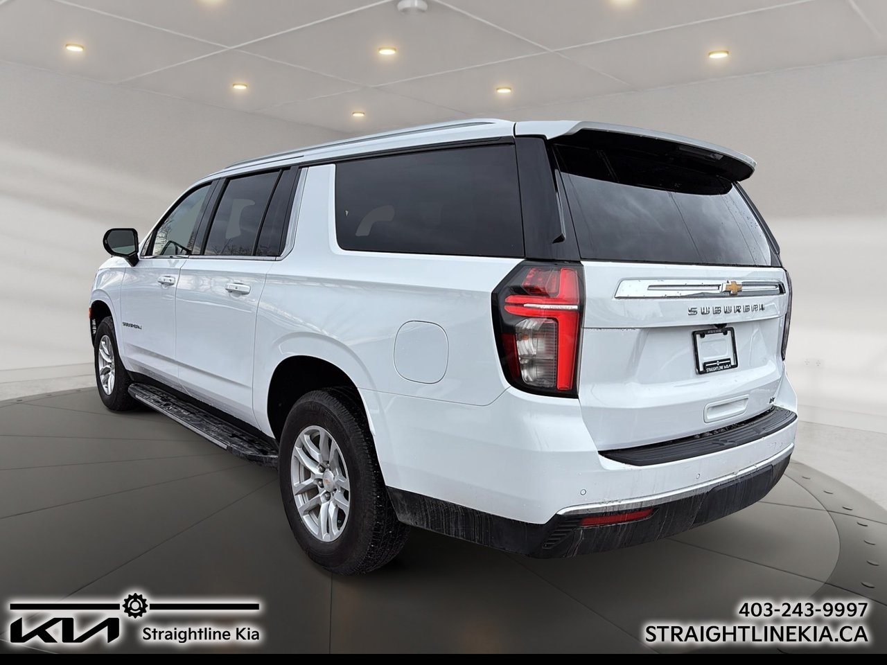 2023 Chevrolet SUBURBAN LT