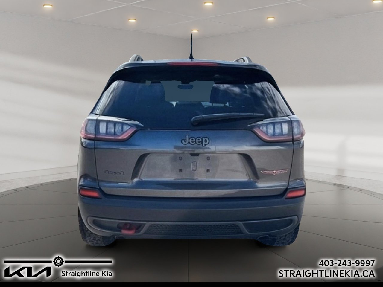 2019 Jeep CHEROKEE TRAILHAWK