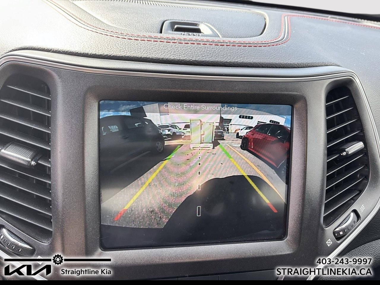 2019 Jeep CHEROKEE TRAILHAWK
