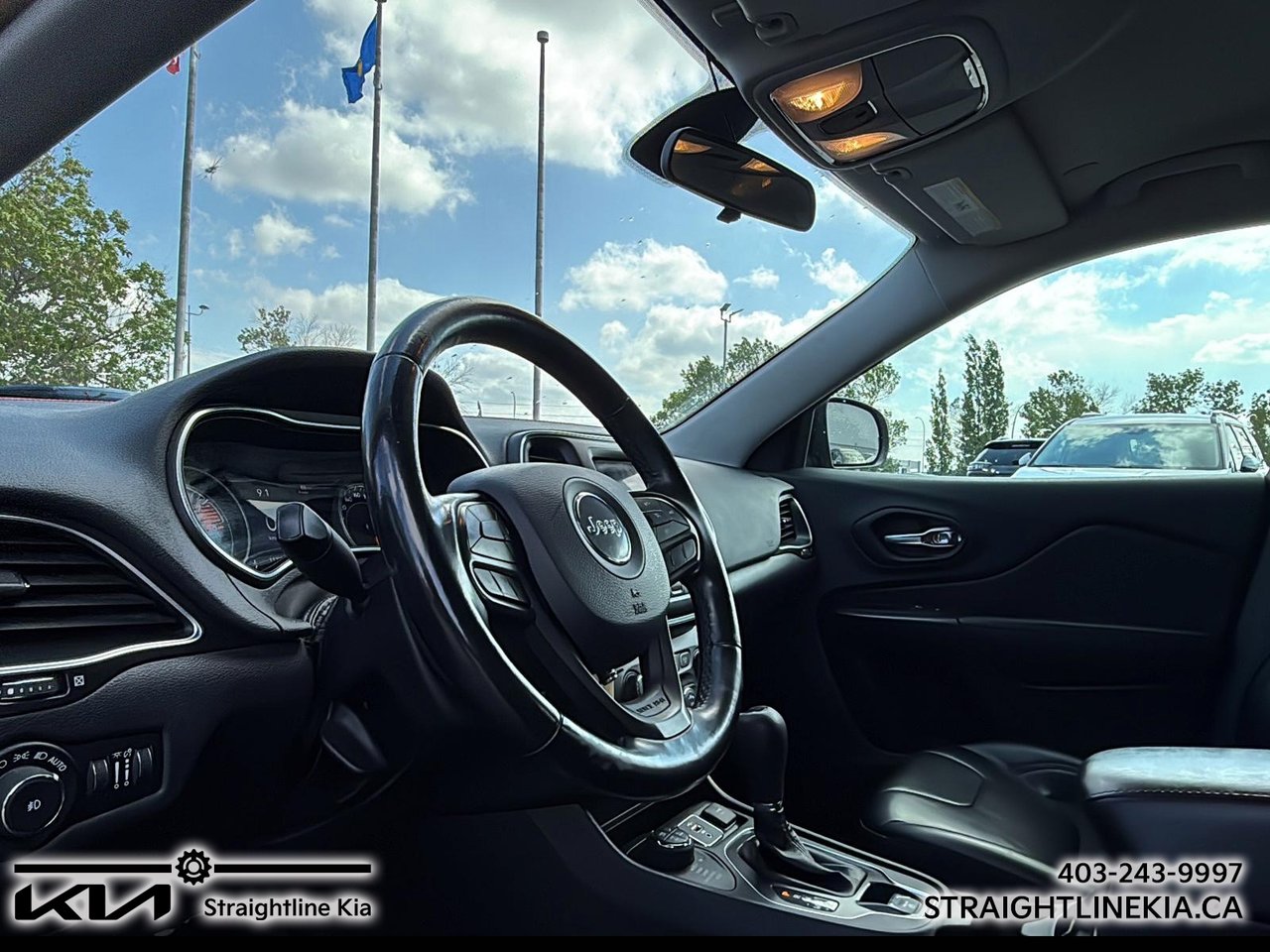 2020 Jeep CHEROKEE TRAILHAWK-6