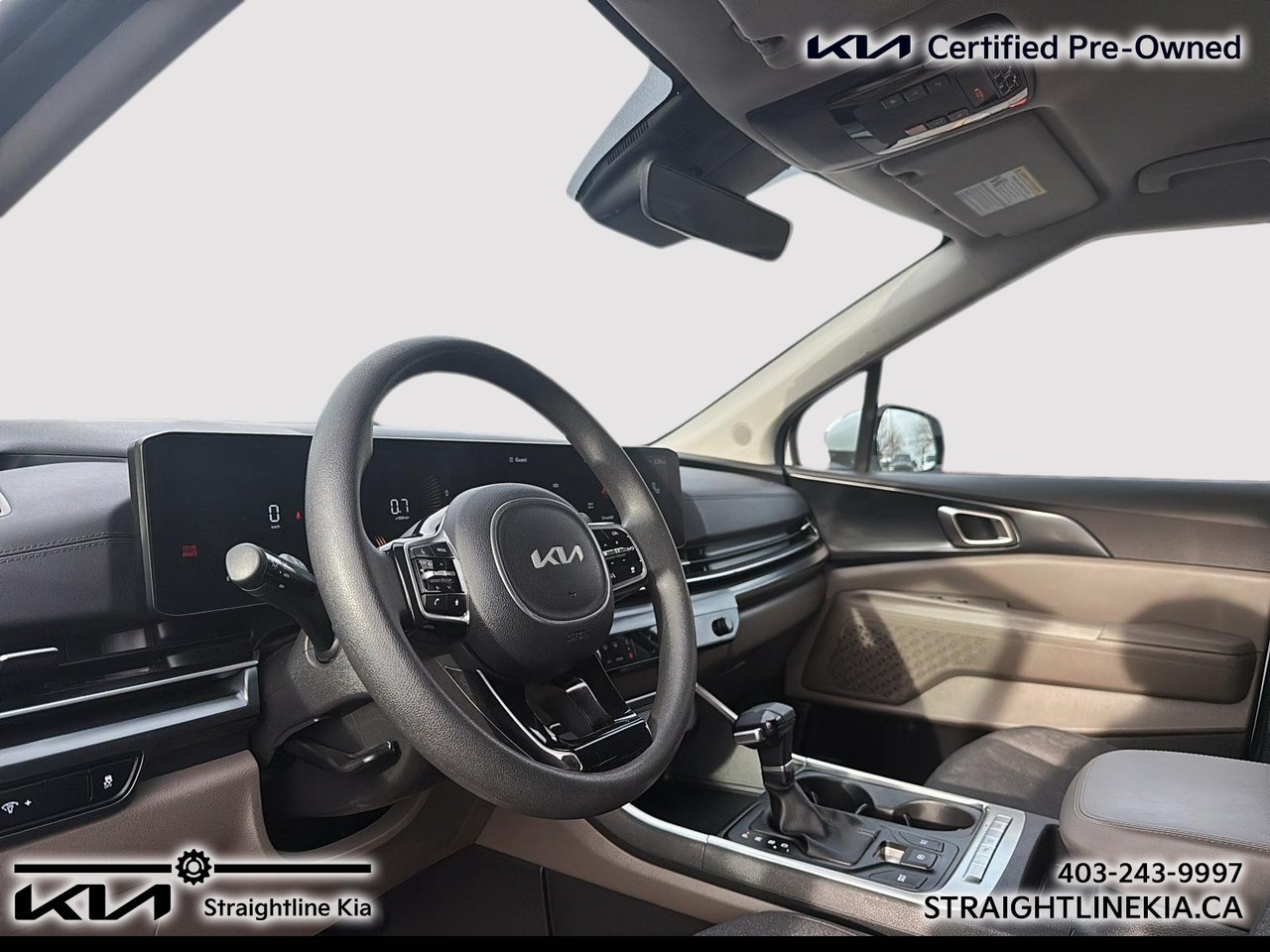 2025 Kia CARNIVAL LX