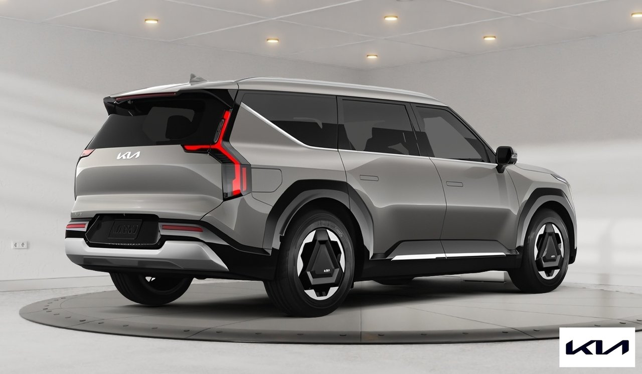 2026 Kia EV9 Land AWD w/ Premium Package