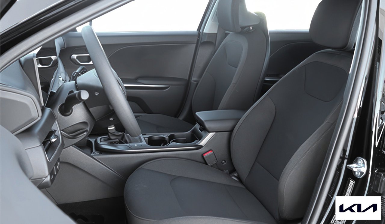 2026 Kia K4 Hatchback LX