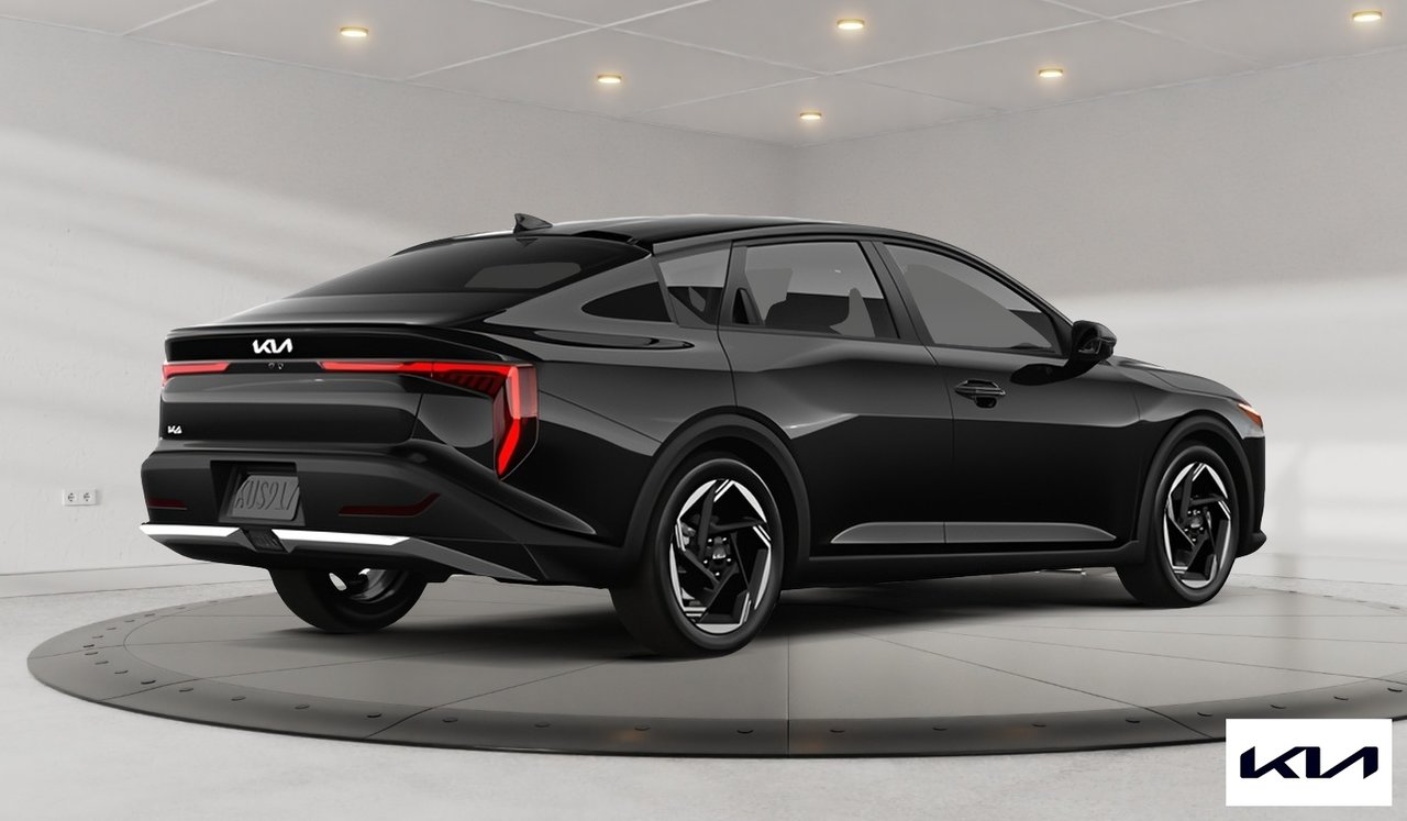 2026 Kia K4 EX-2