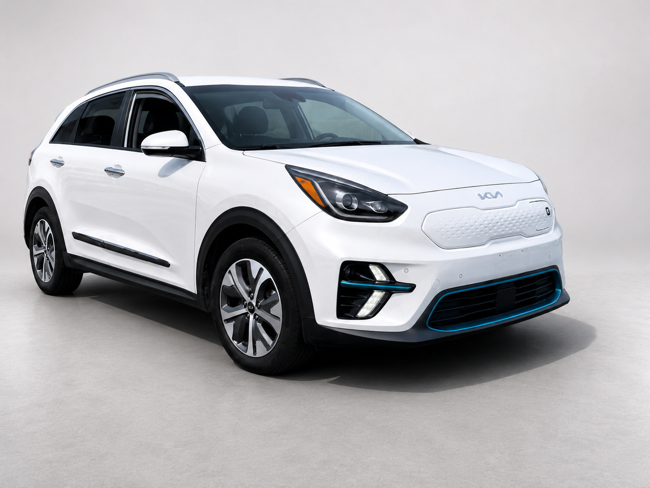2022 Kia NIRO EV SX TOURING-3