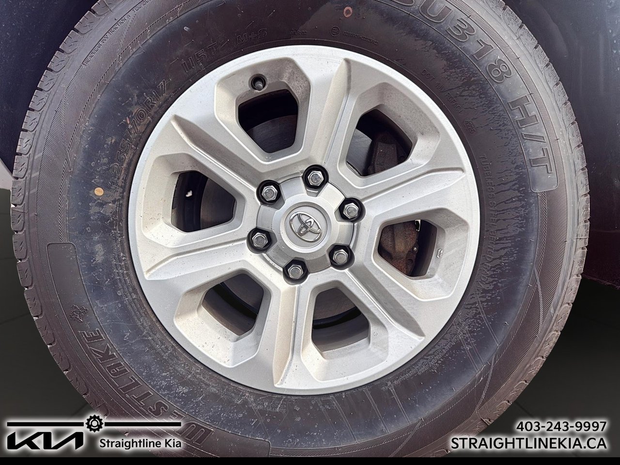 2023 Toyota 4RUNNER BASE