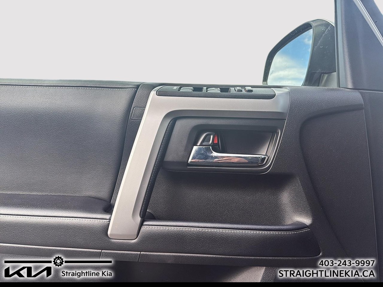 2023 Toyota 4RUNNER BASE