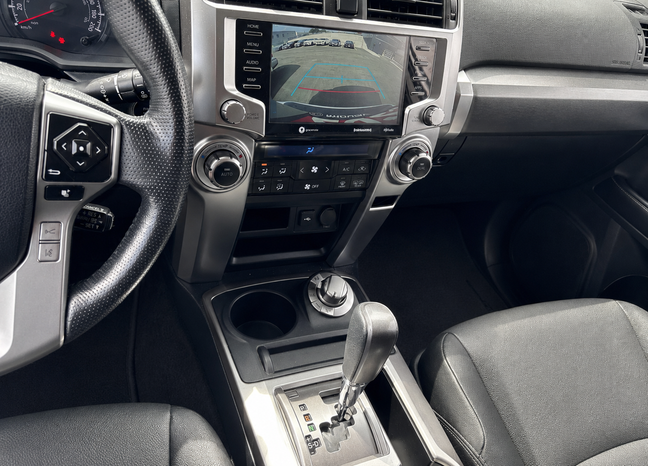 2023 Toyota 4RUNNER BASE-1