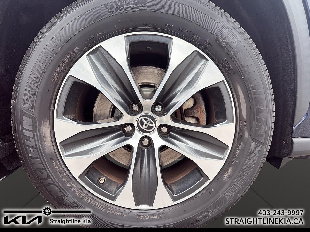 2021 Toyota HIGHLANDER XLE