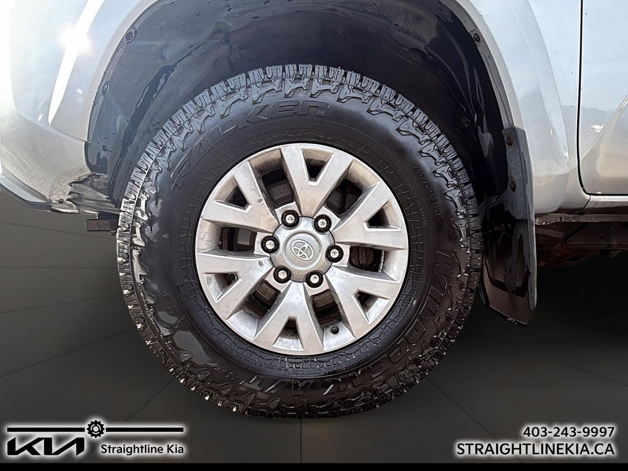 2018 Toyota TACOMA SR5-5