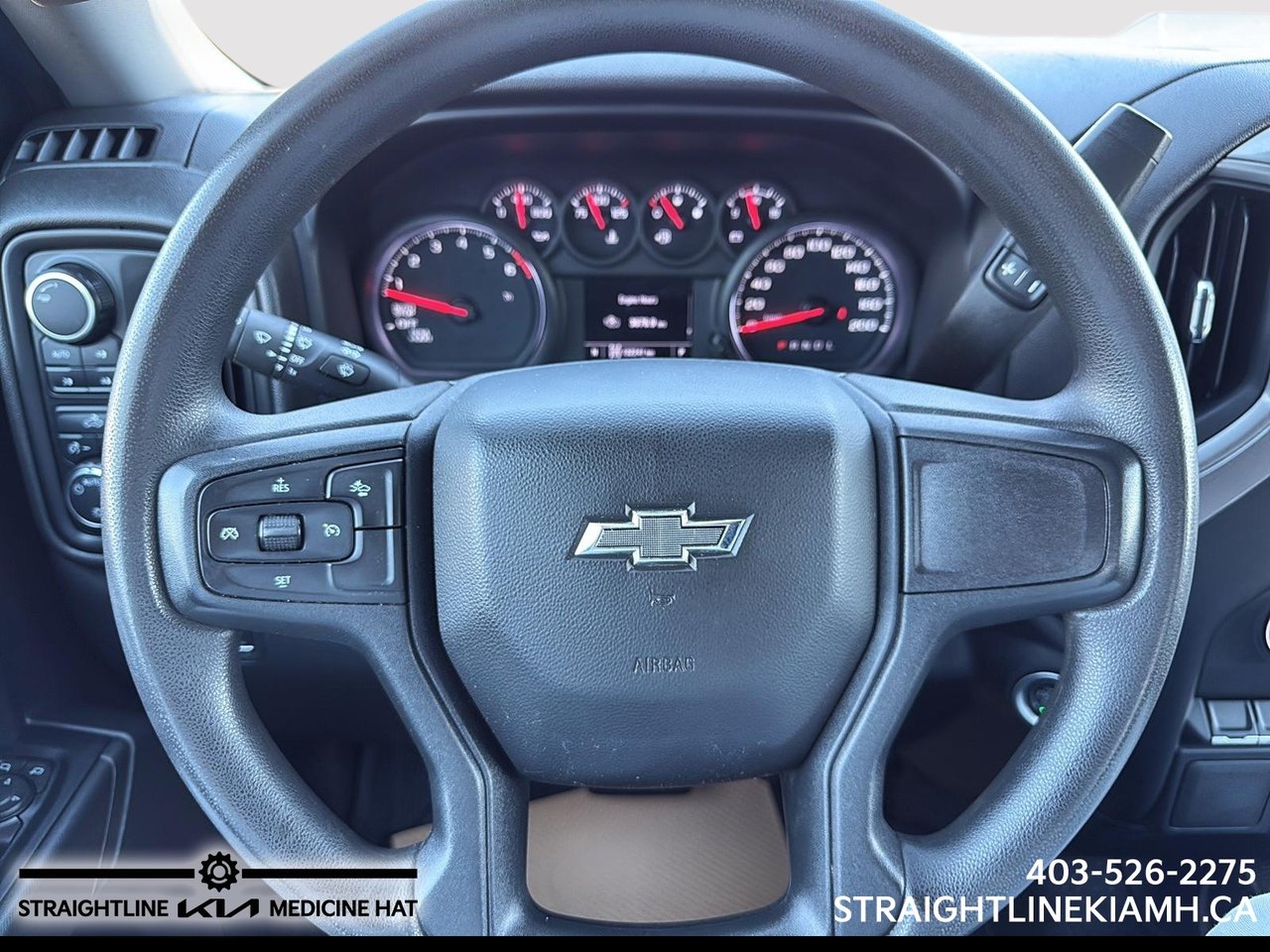 2022 Chevrolet SILVERADO 1500 Custom Trail Boss-11