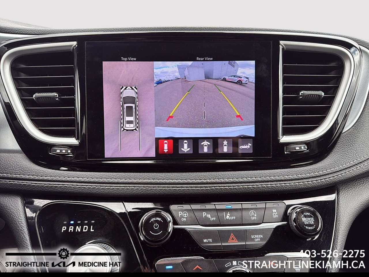2021 Chrysler Pacifica Touring-L Plus-16