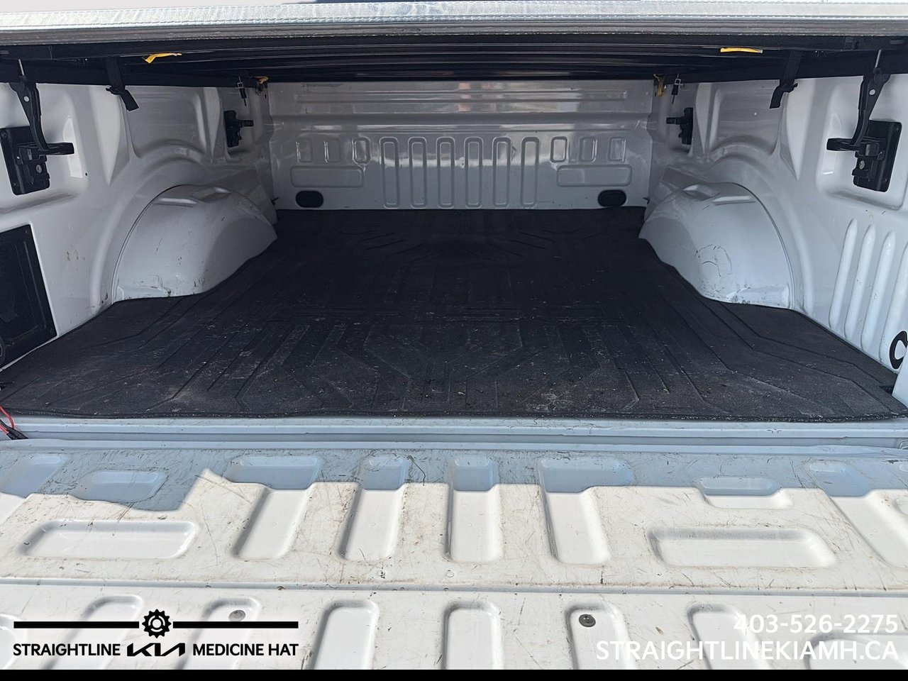 2023 Ford F-150 LARIAT-16