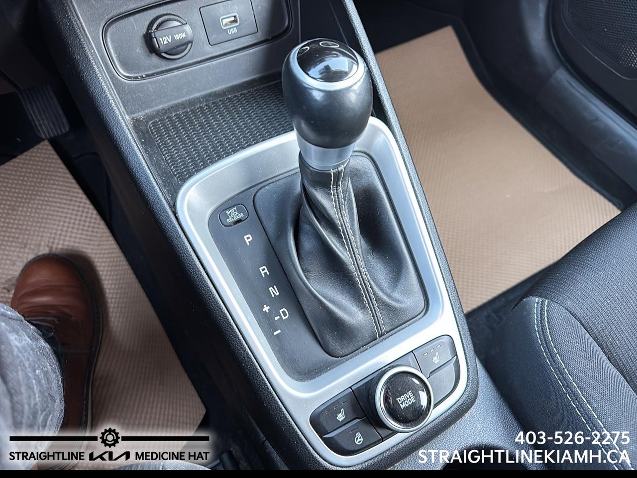 2021 Hyundai Venue Preferred-14