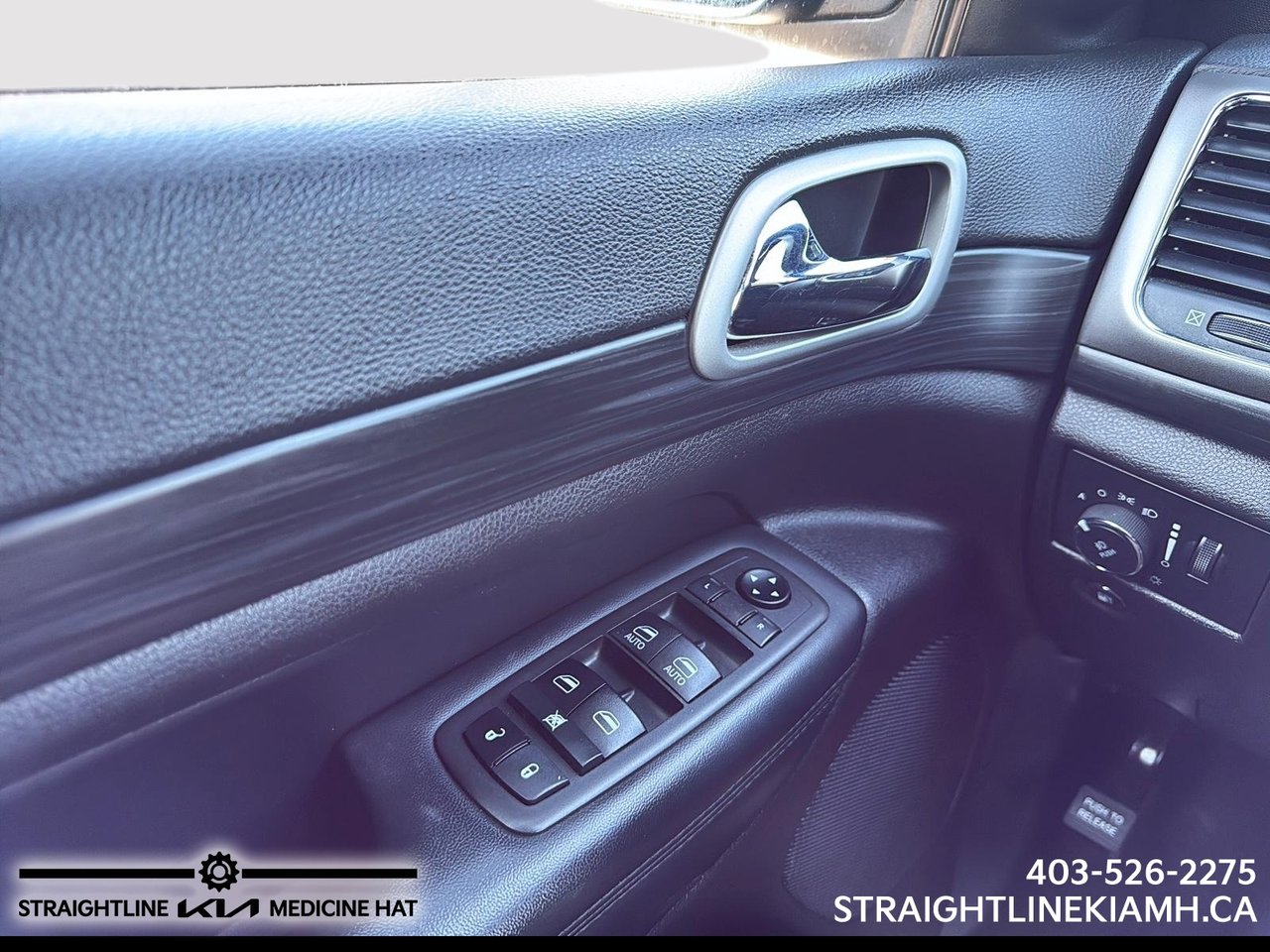 2021 Jeep Grand Cherokee Laredo-10