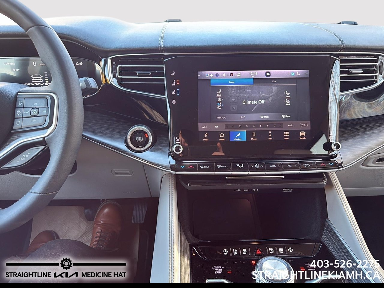 2023 Jeep Wagoneer Series III-13