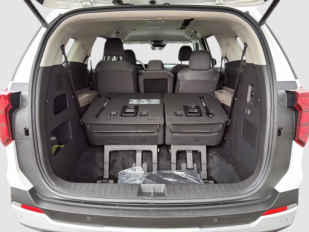 2026 Kia Carnival HEV LX+-5
