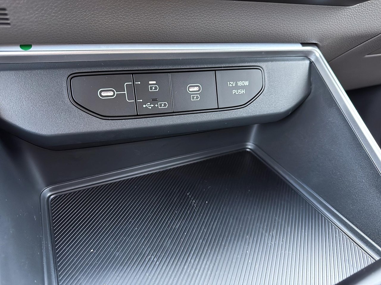 2026 Kia Carnival Hybrid LX+-15