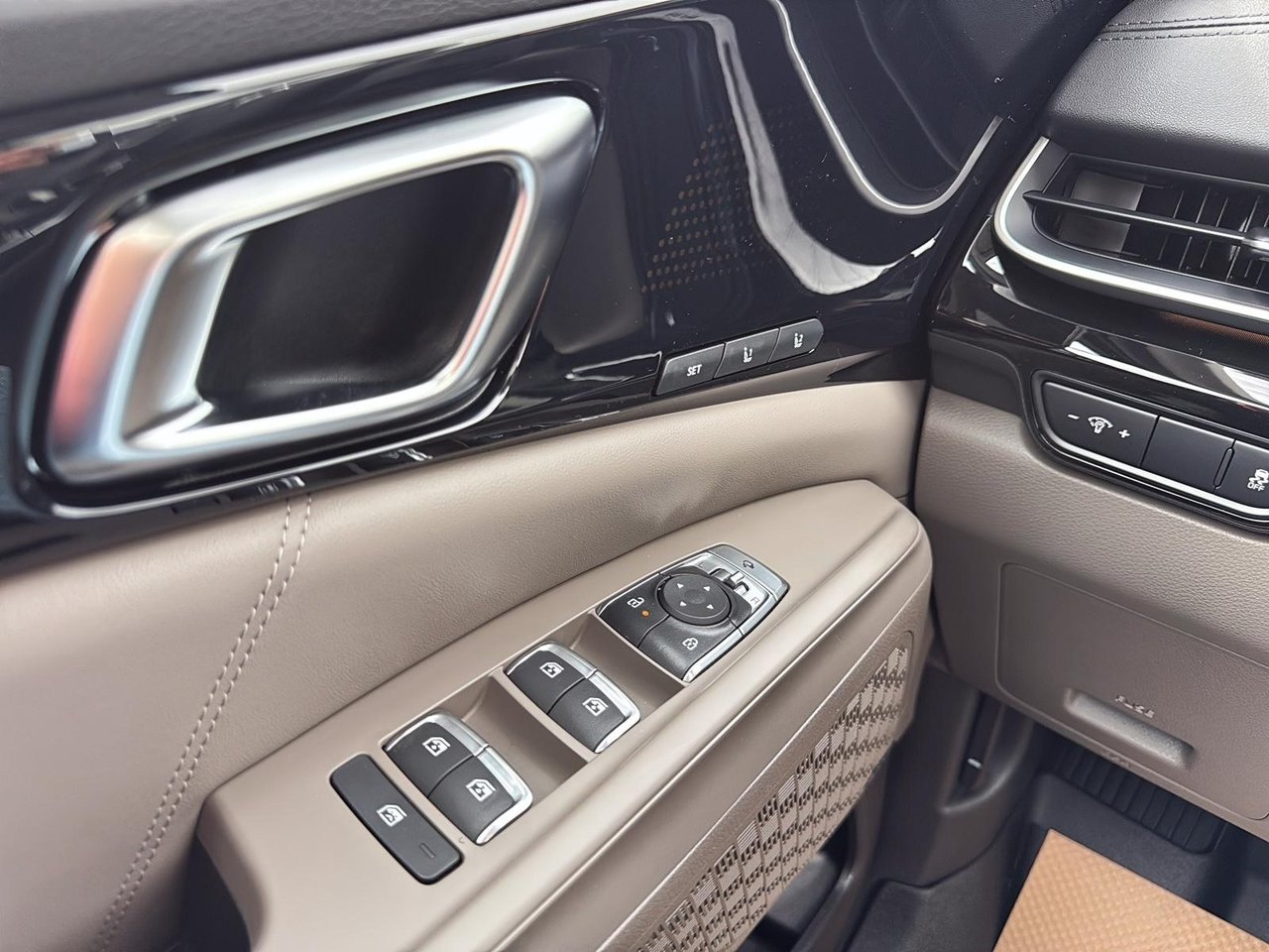 2026 Kia Carnival SX-10