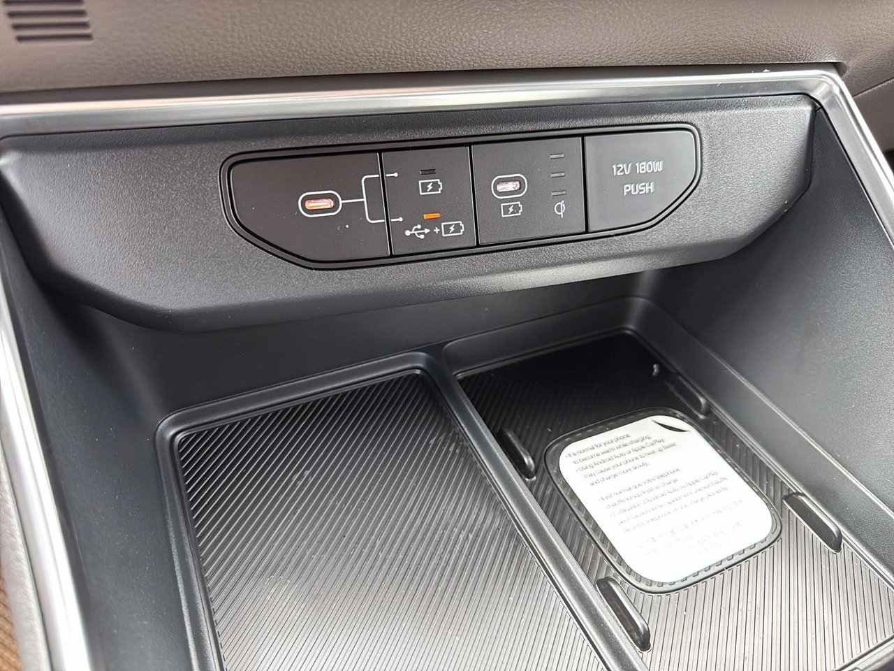 2026 Kia Carnival EX-15