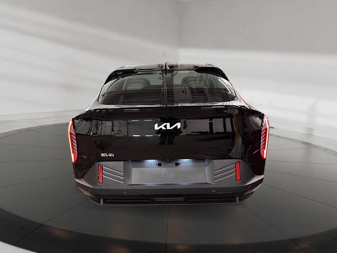 2026 Kia EV4 Wind Premium-2