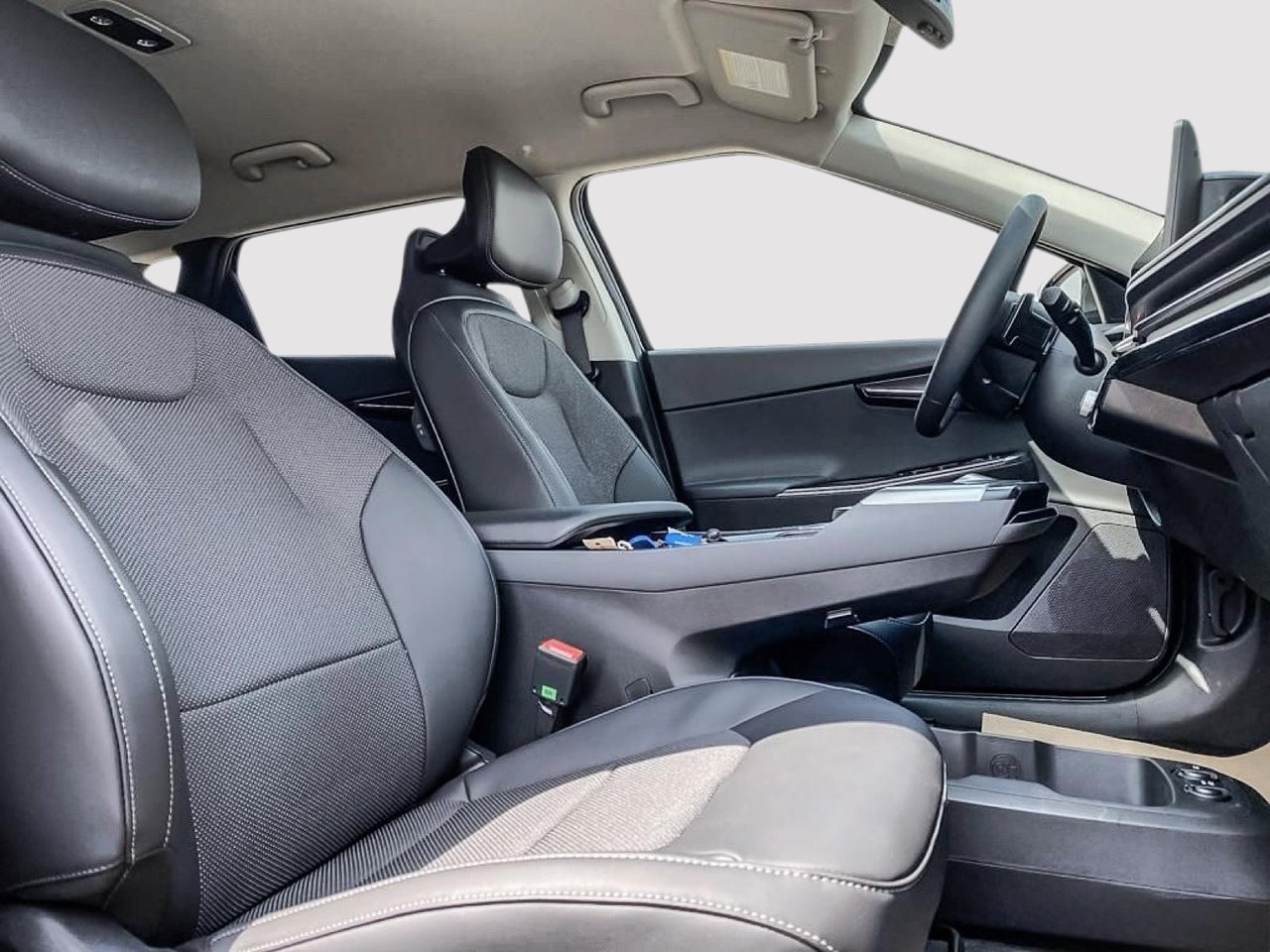 2025 Kia EV6 Wind RWD-8