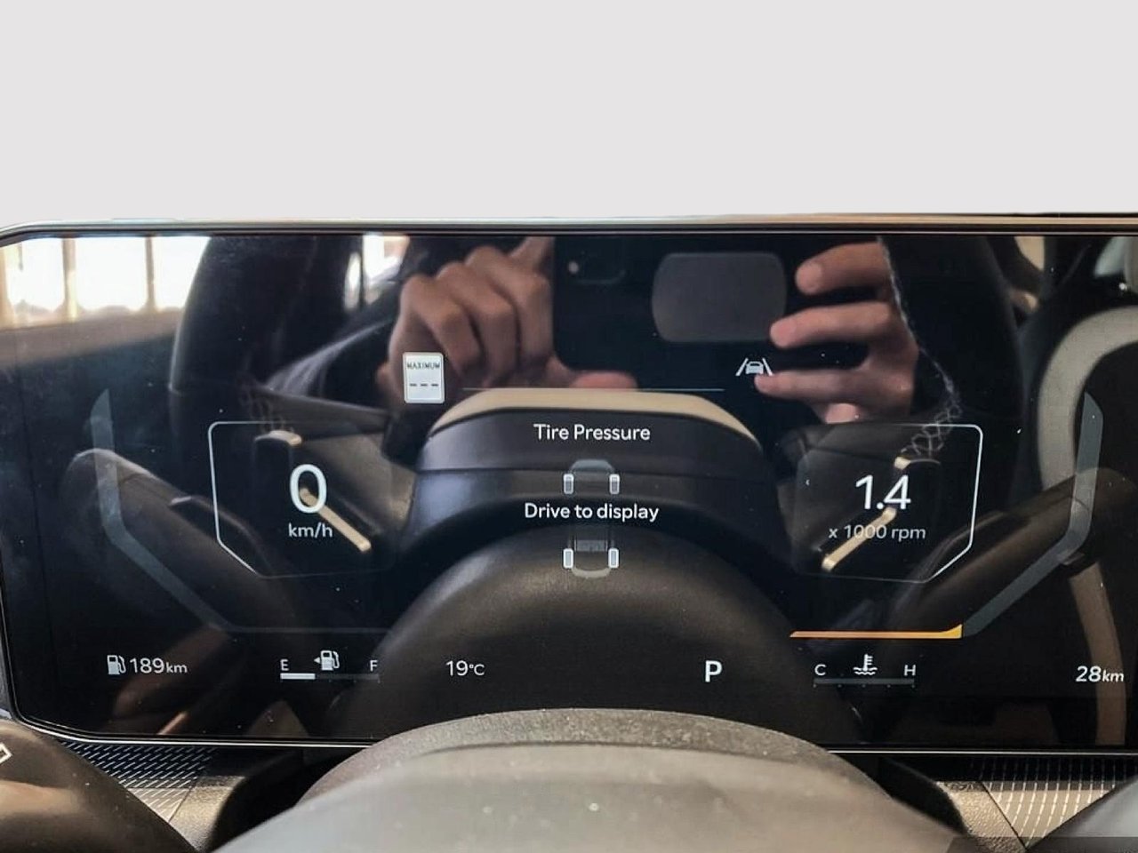 2025 Kia K4 GT-Line Turbo-11