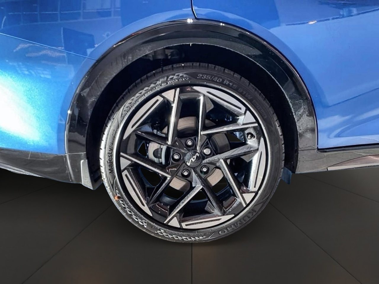 2025 Kia K4 GT-Line Turbo-5