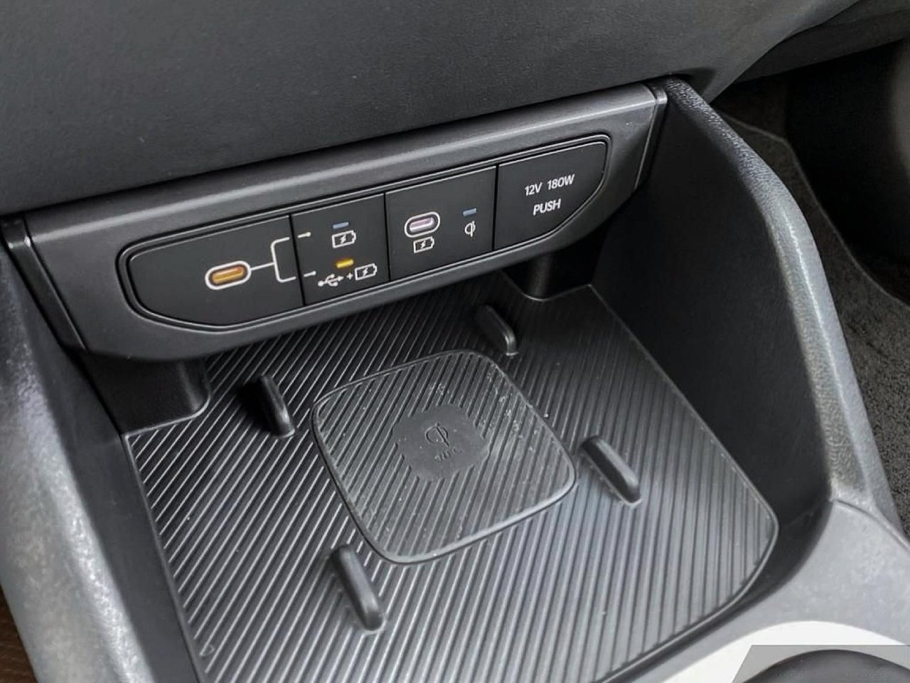 2025 Kia K4 GT-Line Turbo Limited-15