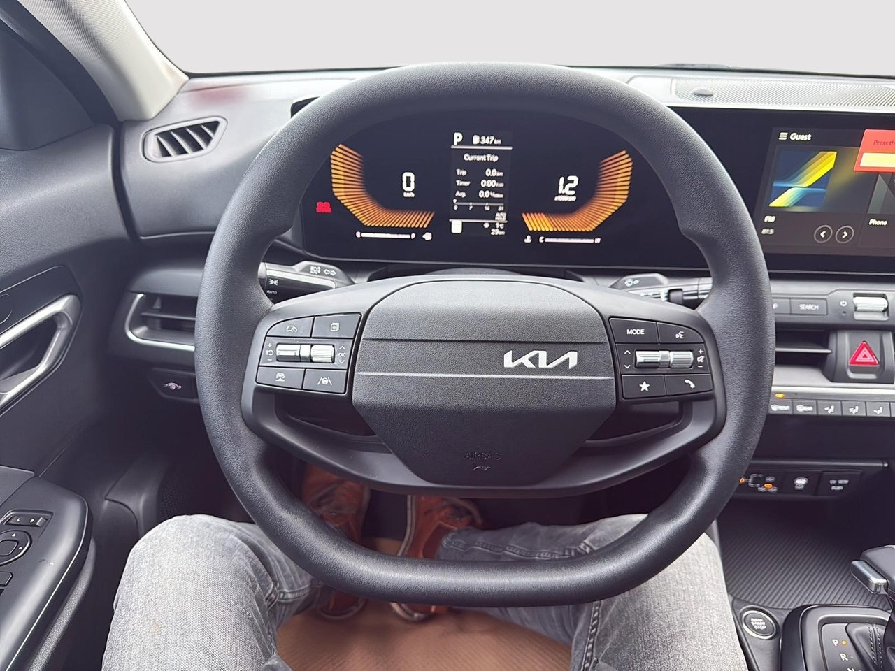 2025 Kia K4 LX-11