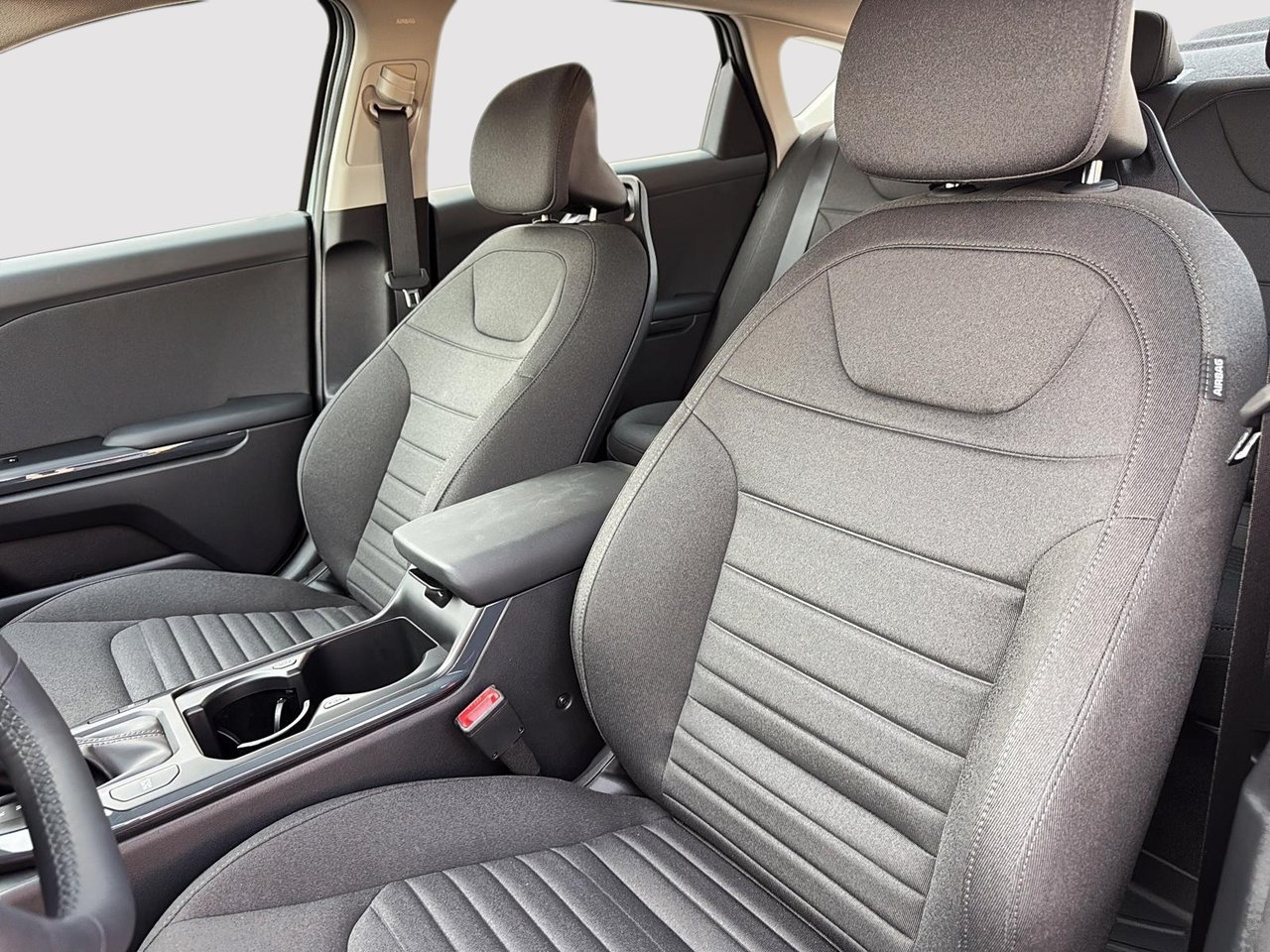 2026 Kia K4 EX-8