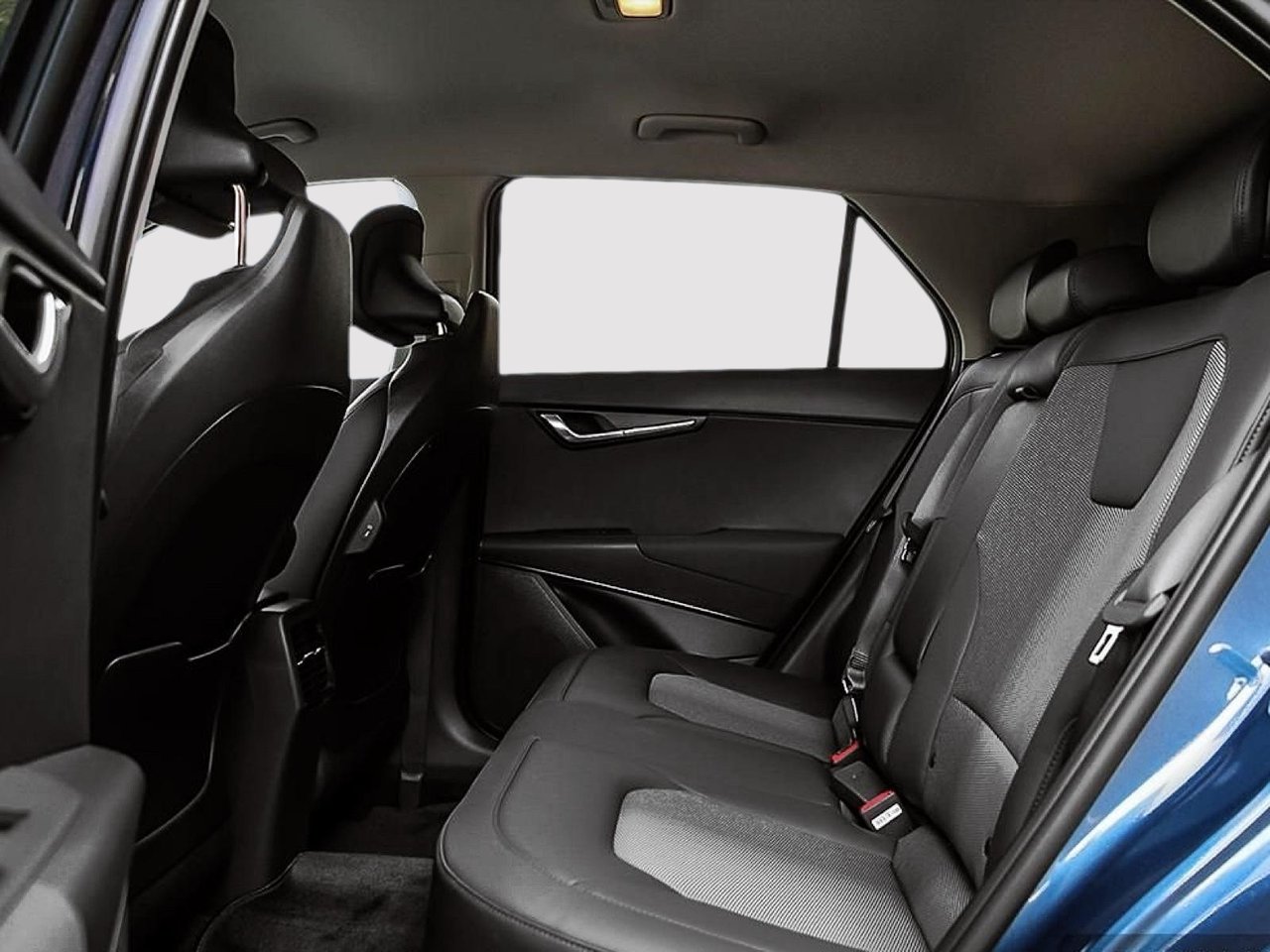 2025 Kia Niro HEV EX-8