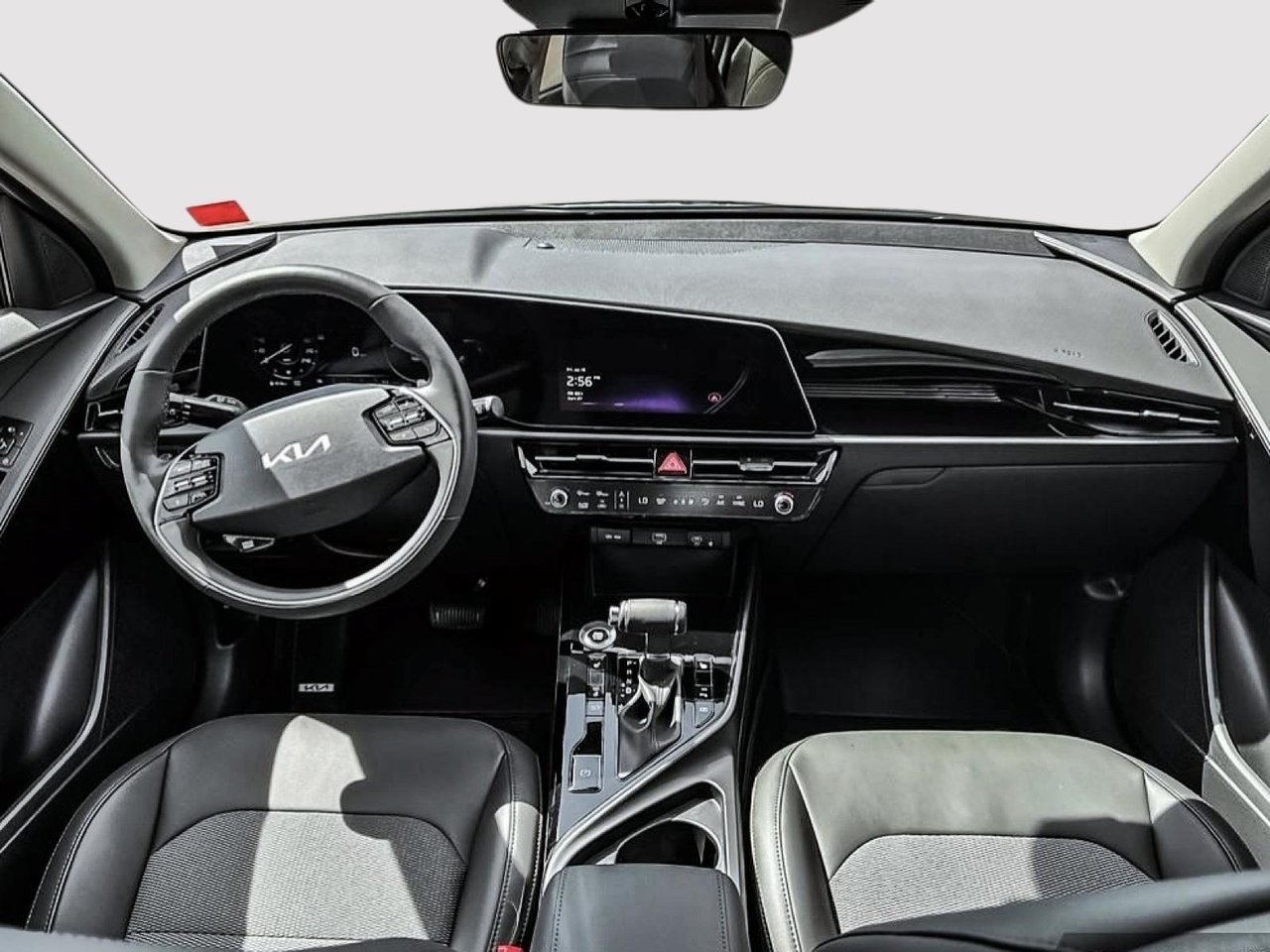 2025 Kia Niro HEV EX Premium-9