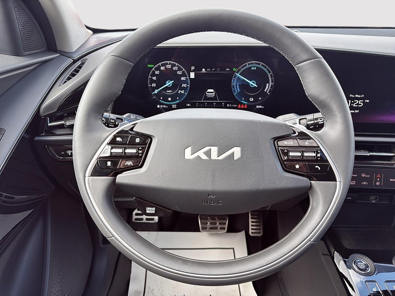 2025 Kia Niro HEV SX-11