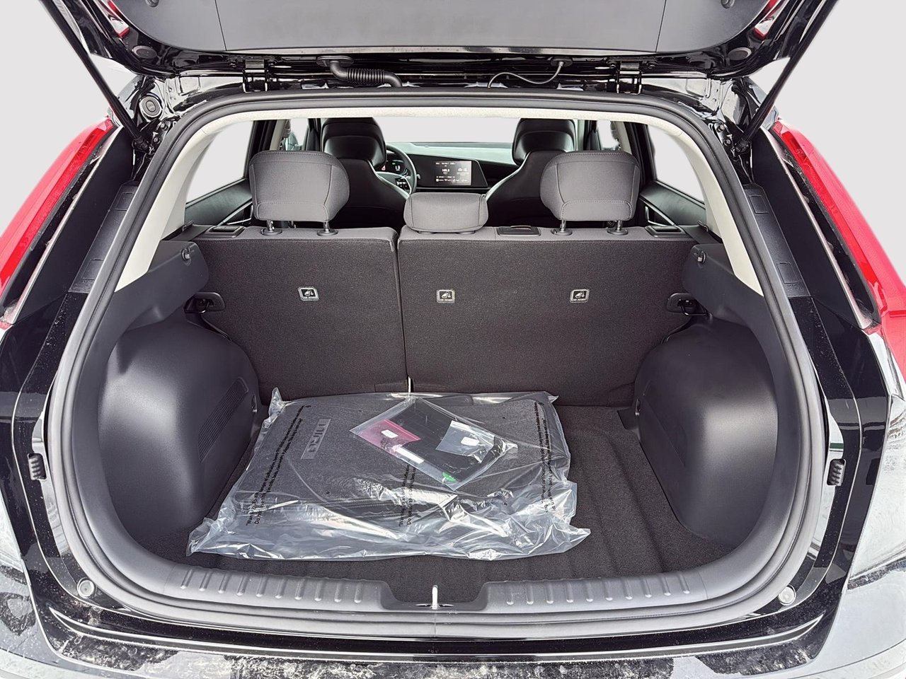 2026 Kia Niro HEV LX-5