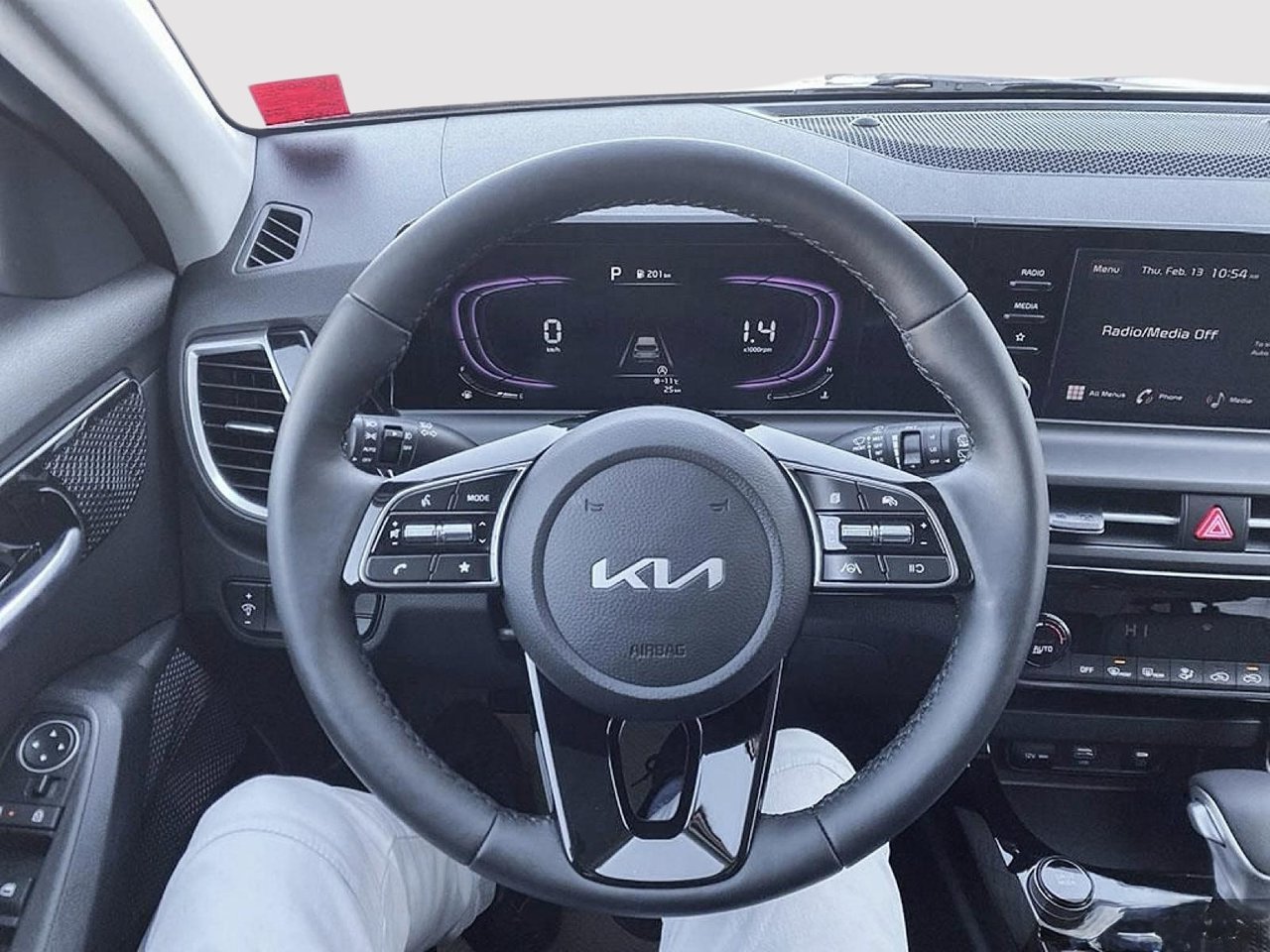 2025 Kia Seltos EX-11