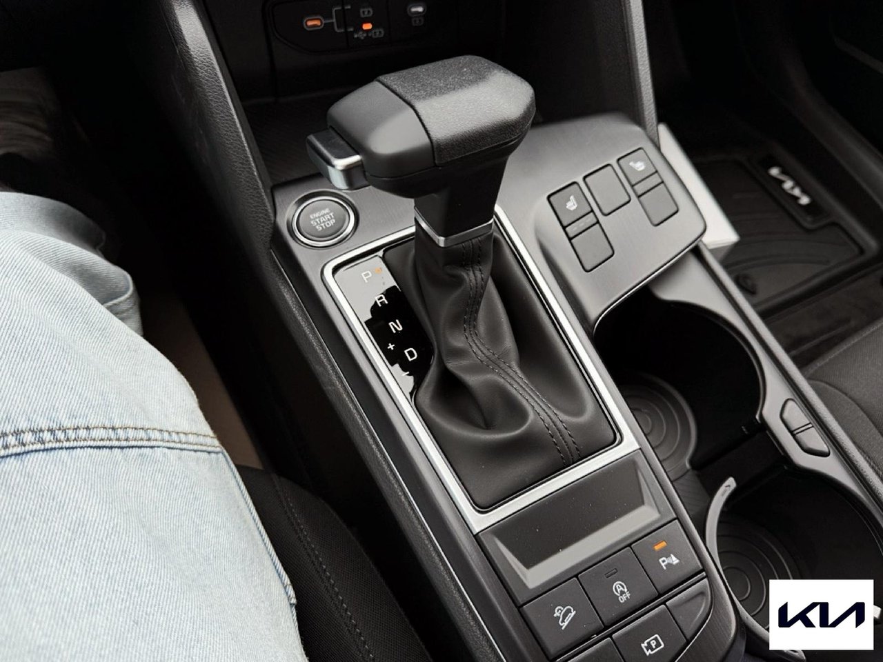 2026 Kia Sportage LX FWD-14