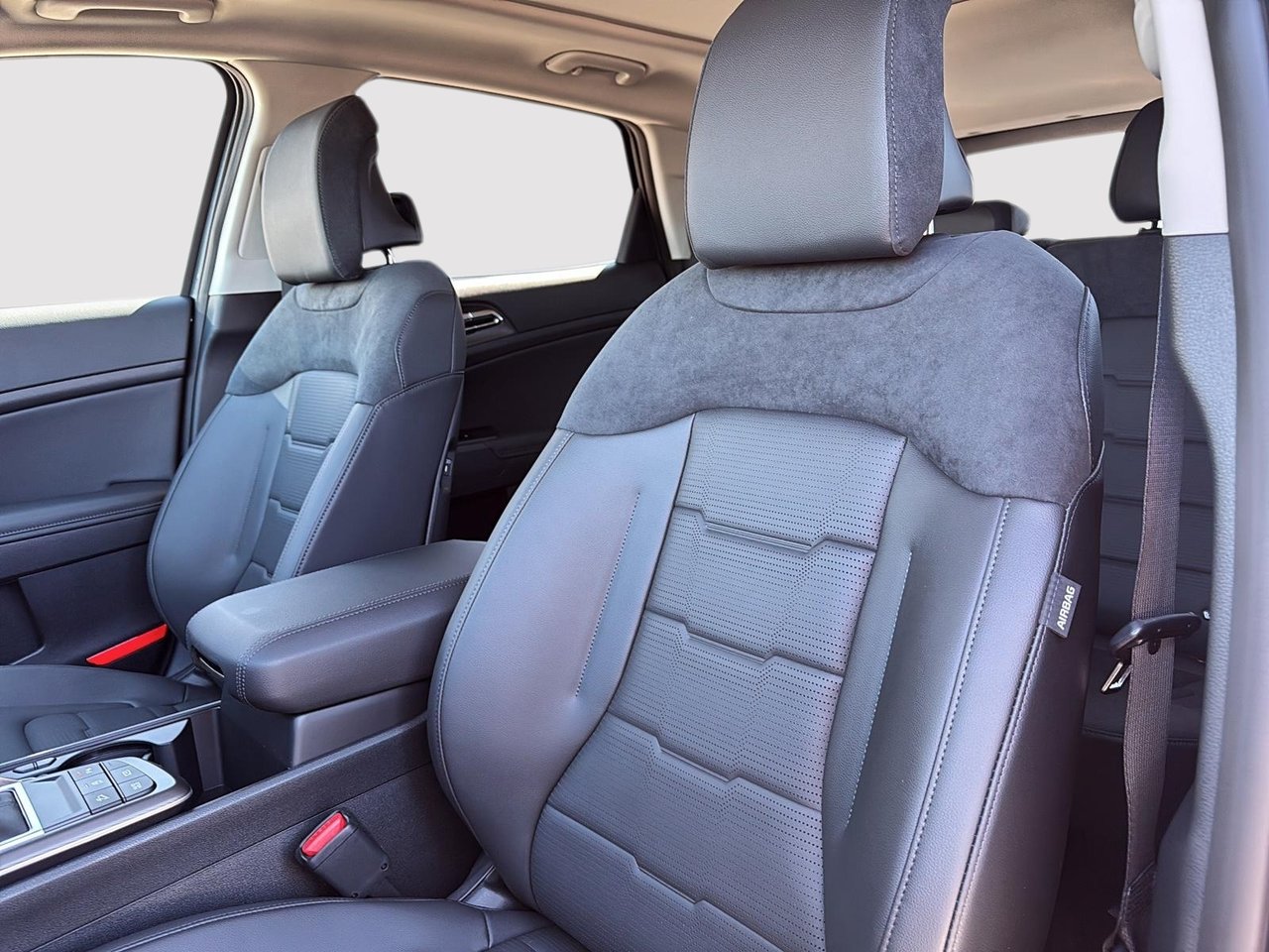 2026 Kia Sportage EX Premium-8