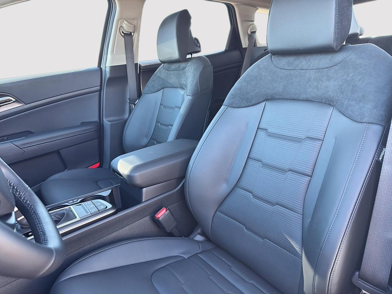 2026 Kia Sportage EX Premium-8