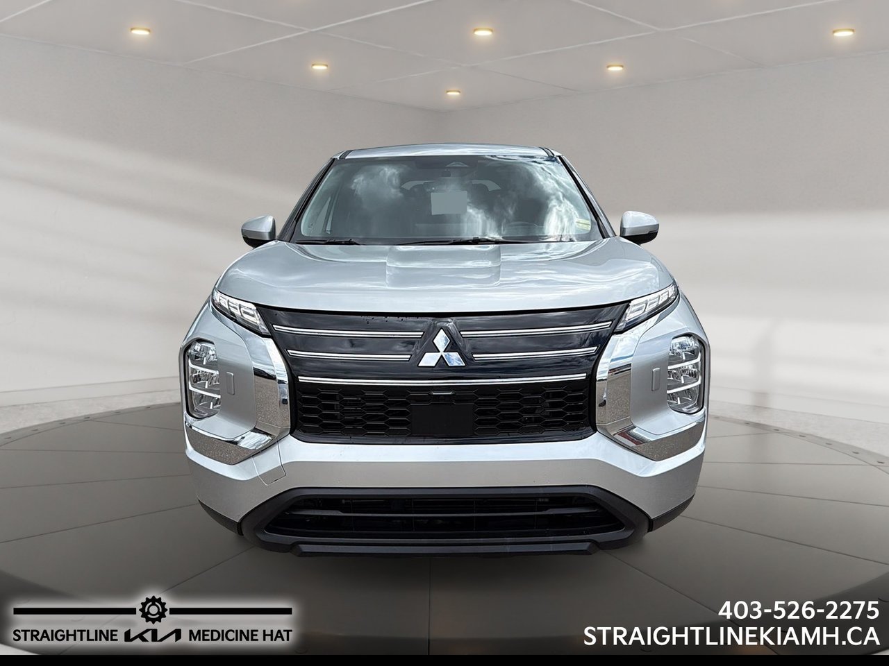 2025 Mitsubishi Outlander ES-1