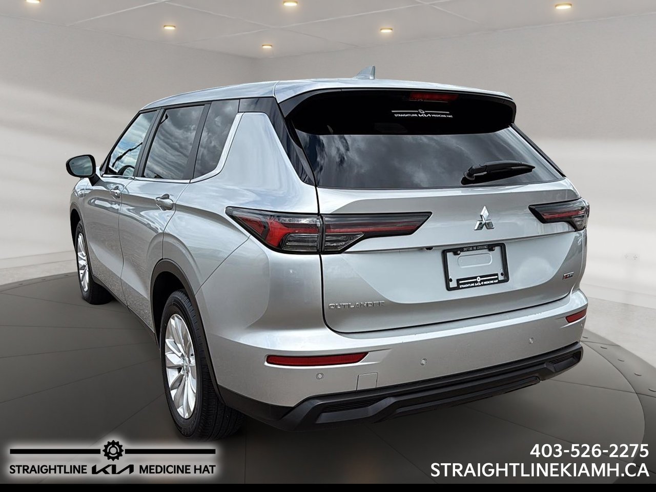 2025 Mitsubishi Outlander ES-3