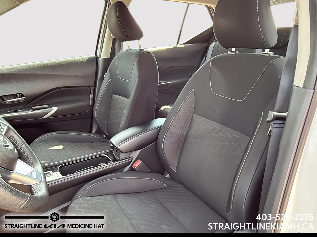 2025 Nissan Kicks Play SV-8