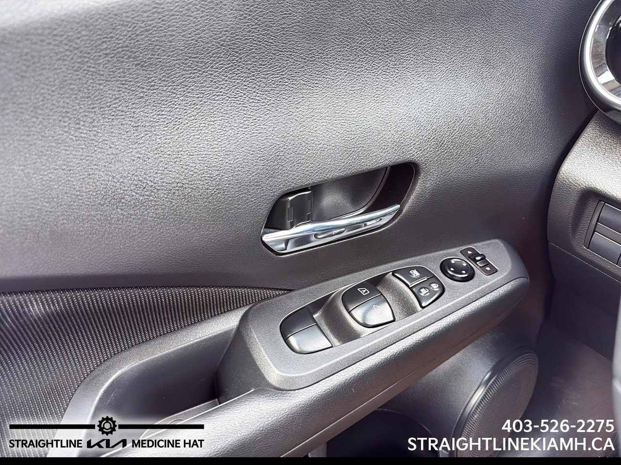 2025 Nissan Kicks Play SV-10
