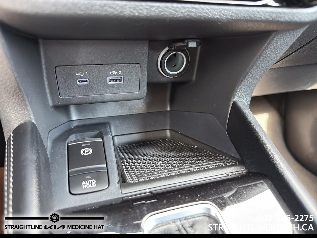 2025 Nissan Kicks Play SV-15