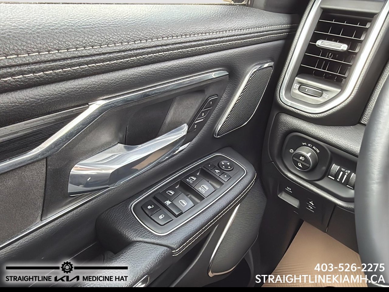 2024 Ram 1500 Laramie-10