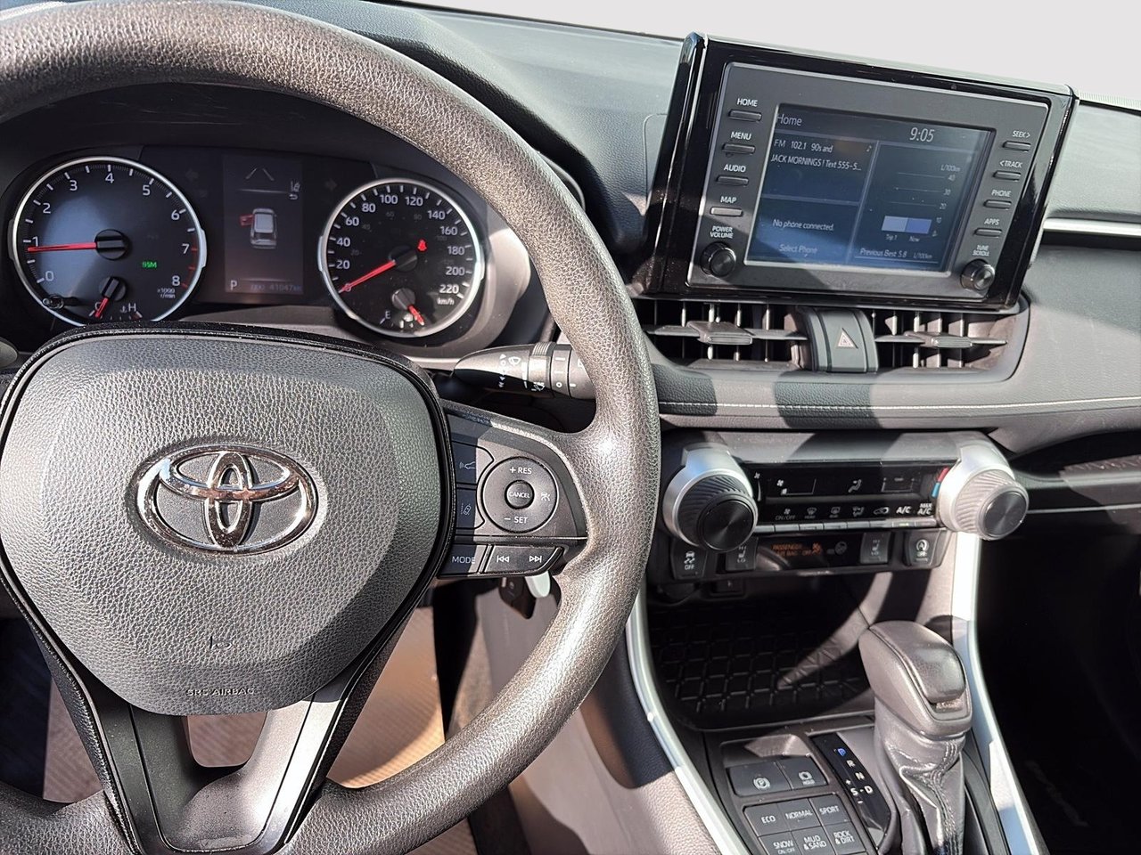 2021 Toyota RAV4 LE-13