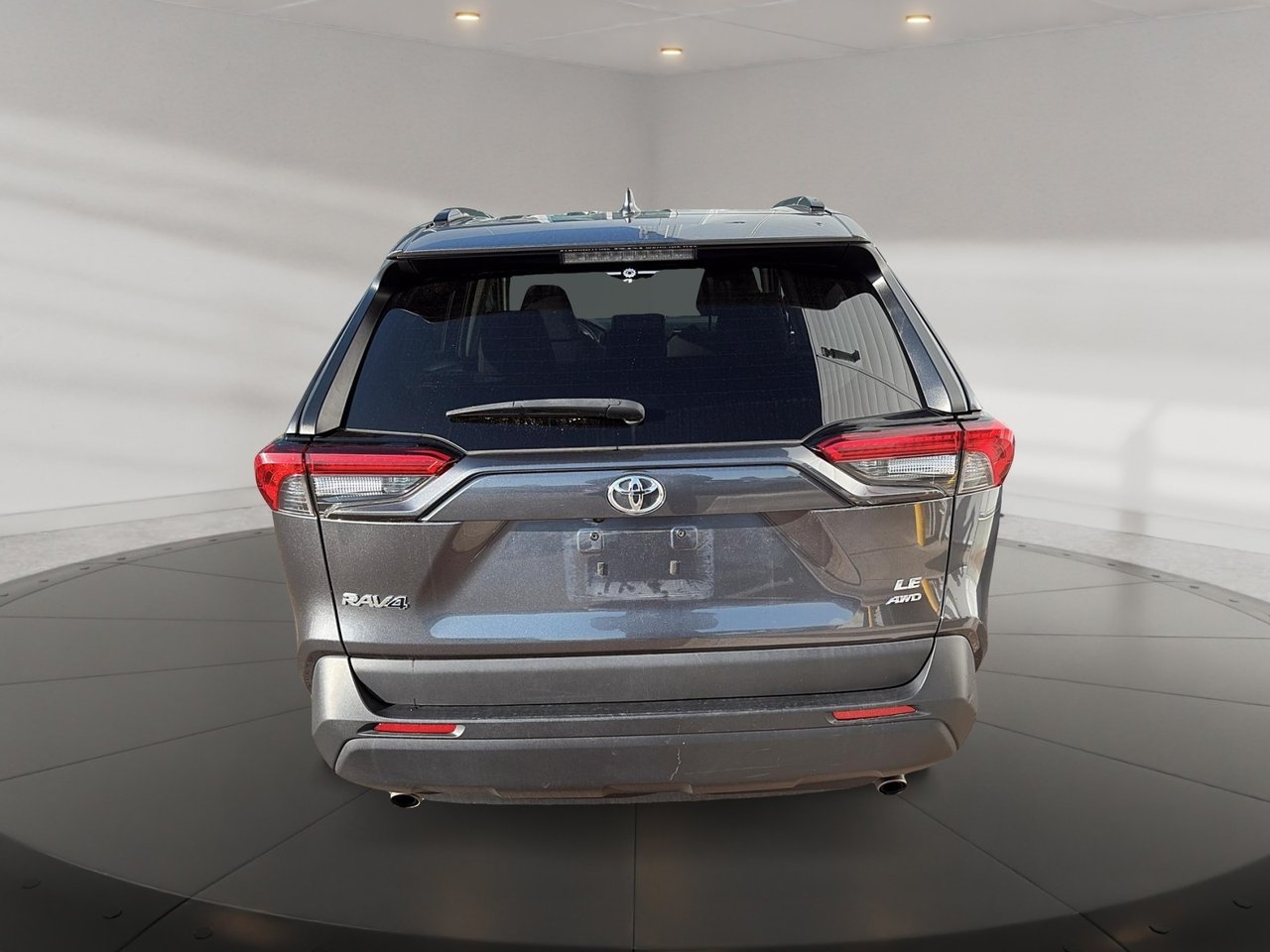2021 Toyota RAV4 LE-2