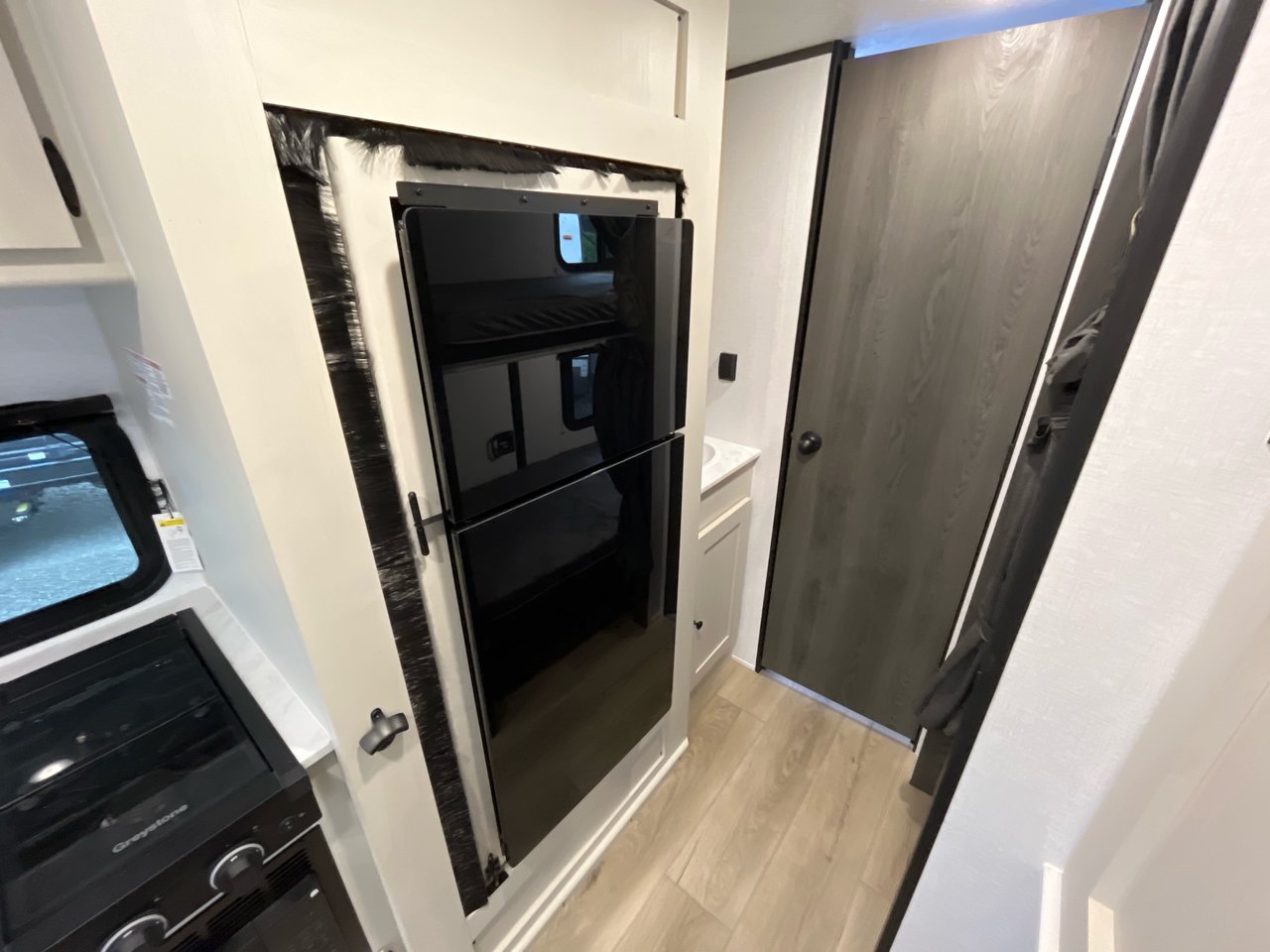 2025 Coachmen Bijou 19BHB-12